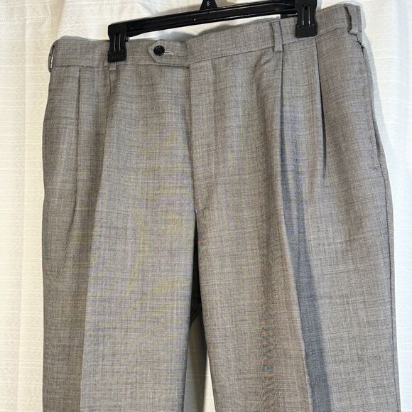 Vntg JOS A BANK Gray black small Houndstooth Suit 44R Wool Pants 37x 28.5 - Picture 12 of 13